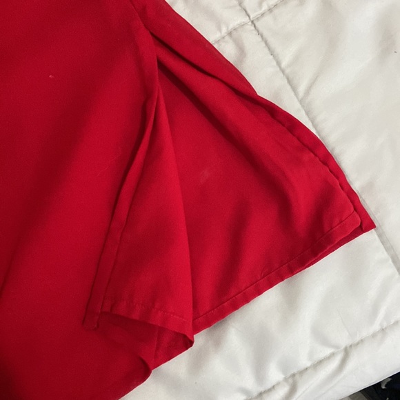 Red blouse mad in India Rex Fabrics - Picture 8 of 9